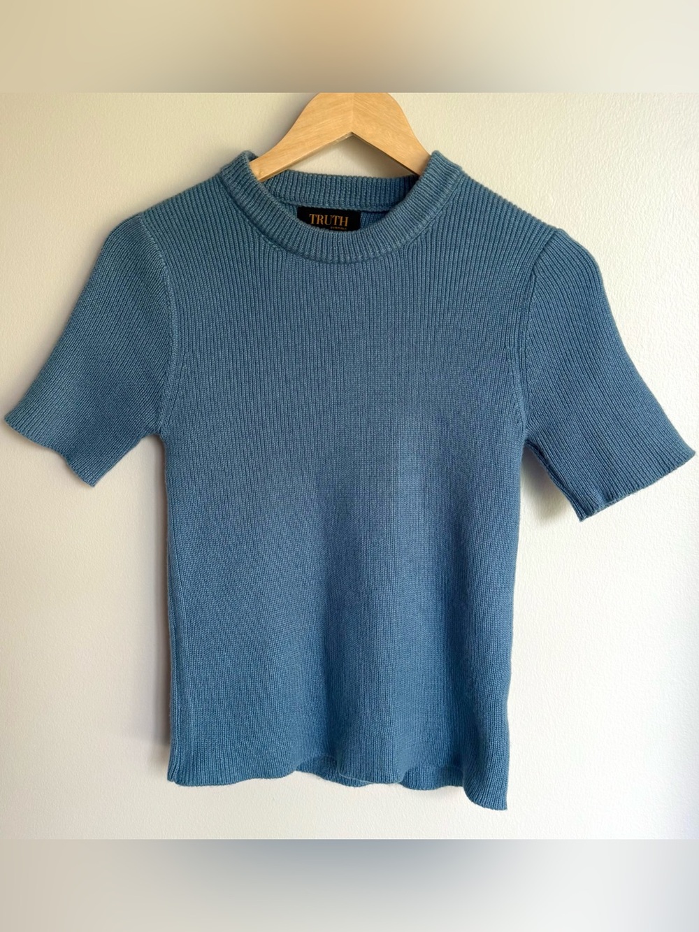 NWOT Ribbed Short-Sleeve Knit Top